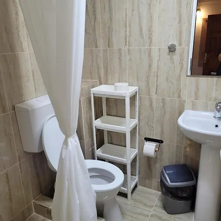 招待所 Dalex 艾福雷诺德