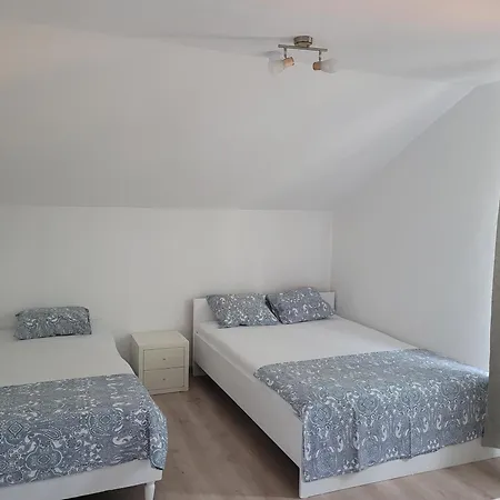 Dalex Gæstehus 3*